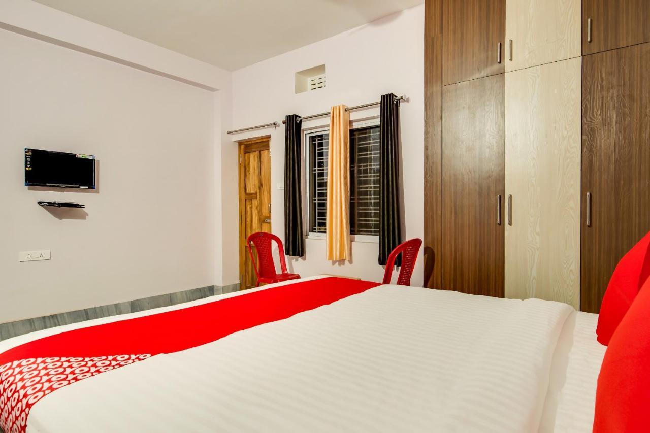 Flagship Morya Classic Hotel Khandagiri Kültér fotó